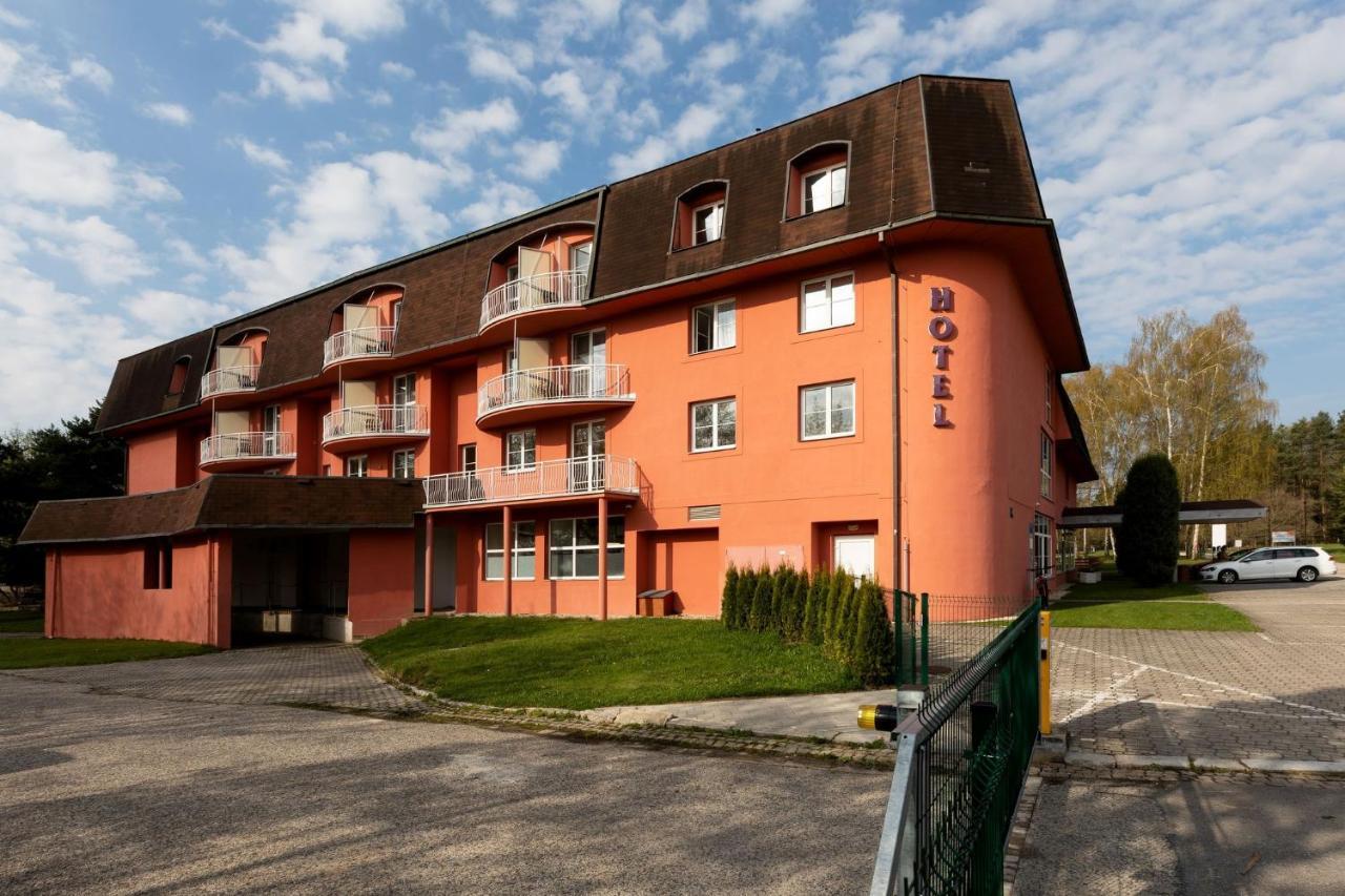 Hotel Svet Třeboň Kültér fotó