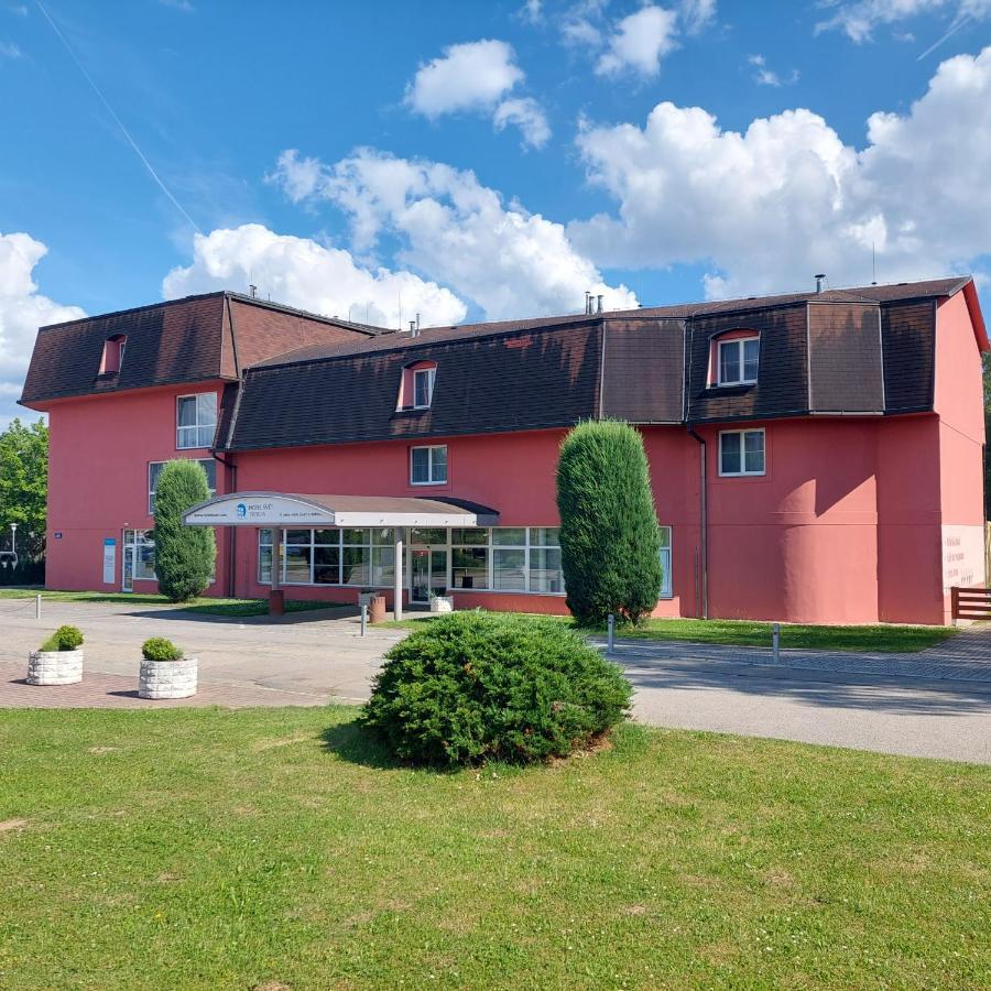 Hotel Svet Třeboň Kültér fotó